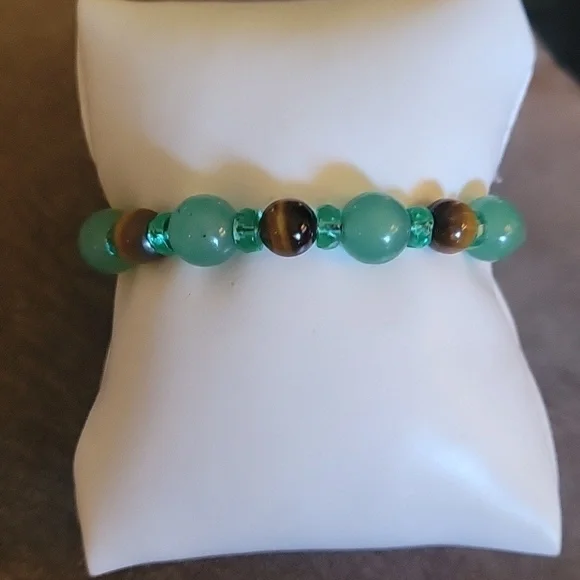 Handmade Aventurine Tiger Eye Beaded Toggle Bracelet - Picture 2 of 4